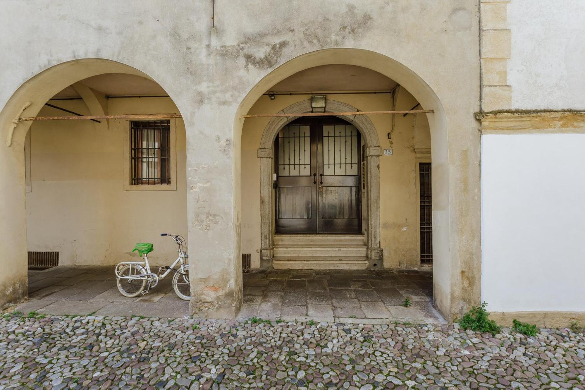 Yourbanflat Clock Tower Padova Exterior photo
